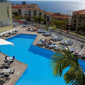 https://raga-hotel.madeira-islandshotels.com