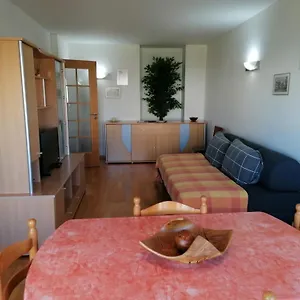  Appartement Holaias Holidays
