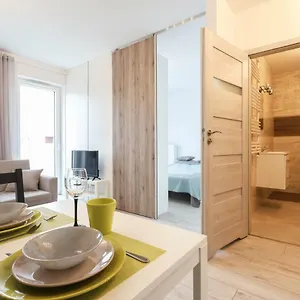 avena-3-apartments-poznan.poznan-hotels.com/